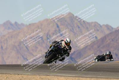 media/Dec-10-2023-SoCal Trackdays (Sun) [[0ce70f5433]]/Turn 9 (130pm)/